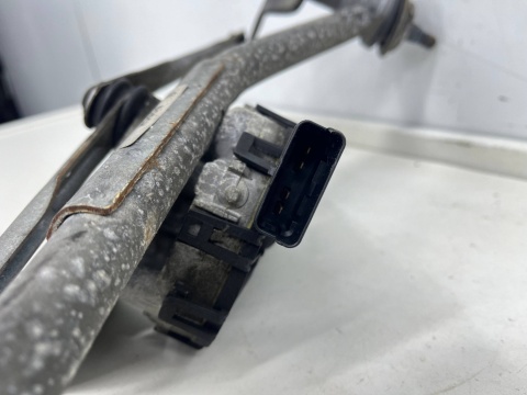 Mechanizm wycieraczek Peugeot 206 przedni silniczek 0390241523 3397020578 Mechanizm wycieraczek Peugeot 206 przedni silniczek 0390241523 3397020578