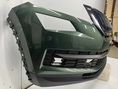Zderzak przedni Skoda Kodiaq I 1 16-21r. przód 565807221 Zderzak przedni Skoda Kodiaq I 1 16-21r. przód 565807221