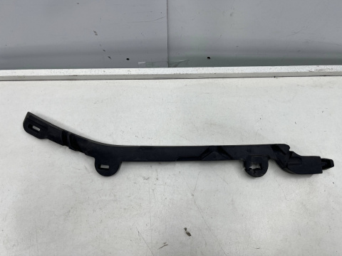 Pianka Audi Q8 e-tron 18r.- absorber styropian izolator pasa przedniego KOMPLET 4KE807914B 4KE807912a Pianka Audi Q8 e-tron 18r.- absorber styropian izolator pasa przedniego KOMPLET 4KE807914B 4KE807912a