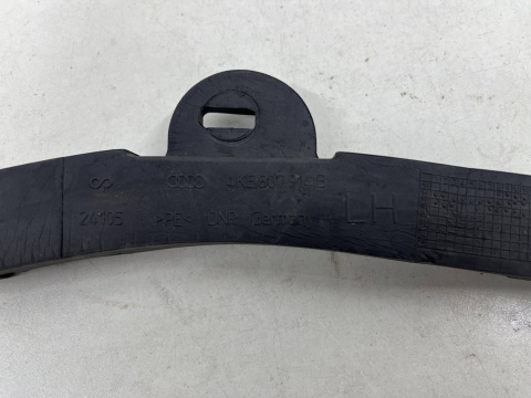 Pianka Audi Q8 e-tron 18r.- absorber styropian izolator pasa przedniego KOMPLET 4KE807914B 4KE807912a Pianka Audi Q8 e-tron 18r.- absorber styropian izolator pasa przedniego KOMPLET 4KE807914B 4KE807912a