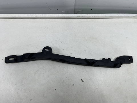 Pianka Audi Q8 e-tron 18r.- absorber styropian izolator pasa przedniego KOMPLET 4KE807914B 4KE807912a Pianka Audi Q8 e-tron 18r.- absorber styropian izolator pasa przedniego KOMPLET 4KE807914B 4KE807912a