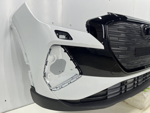 Zderzak przedni Audi Q4 E-Tron Etron 21r.- przód PDC 89A807725A Zderzak przedni Audi Q4 E-Tron Etron 21r.- przód PDC 89A807725A