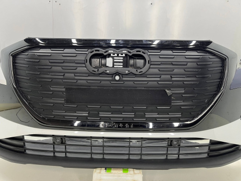 Zderzak przedni Audi Q4 E-Tron Etron 21r.- przód PDC 89A807725A Zderzak przedni Audi Q4 E-Tron Etron 21r.- przód PDC 89A807725A