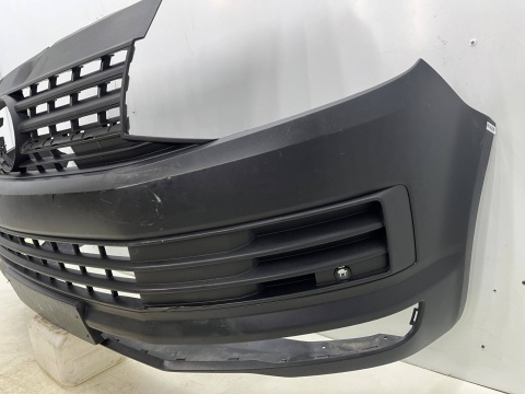 Zderzak przedni VW Transporter Multivan VI T6 15-19r. Przedlift przód PDC 7E0807221D Zderzak przedni VW Transporter Multivan VI T6 15-19r. Przedlift przód PDC 7E0807221D