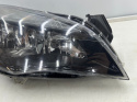 Lampa reflektor Opel Astra J 4 IV 5d sedan kombi 09-15r. PRAWA przednia zwykła bez soczewki H7 13371596