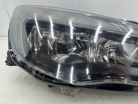 Lampa reflektor Opel Astra J 4 IV 5d sedan kombi 09-15r. PRAWA przednia zwykła bez soczewki H7 13371596 Lampa reflektor Opel Astra J 4 IV 5d sedan kombi 09-15r. PRAWA przednia zwykła bez soczewki H7 13371596