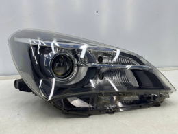 Lampa reflektor Toyota Yaris 3 III LIFT 14-20r. PRAWA przednia soczewka  BEZ LEDU