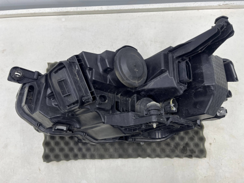 Lampa reflektor VW Passat B8 19-23r. LIFT LED prawa przednia ORYGINALNA 3g1941036 Lampa reflektor VW Passat B8 19-23r. LIFT LED prawa przednia ORYGINALNA 3g1941036
