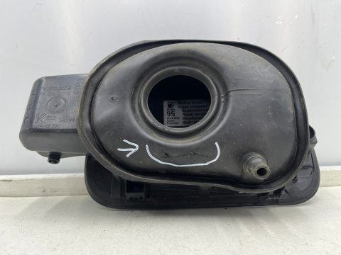 Klapka wlewu paliwa Seat Leon 3 III 5f HB 5Drzwi 12-20r. NIE PRZEBITA 5f4809905b 5f4809905c Klapka wlewu paliwa Seat Leon 3 III 5f HB 5Drzwi 12-20r. NIE PRZEBITA 5f4809905b 5f4809905c