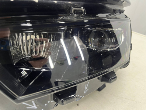 Lampa reflektor Skoda Kamiq 19-23r. LEWA przednia Full LED 658941015d CRYSTAL LIGHTING Lampa reflektor Skoda Kamiq 19-23r. LEWA przednia Full LED 658941015d CRYSTAL LIGHTING