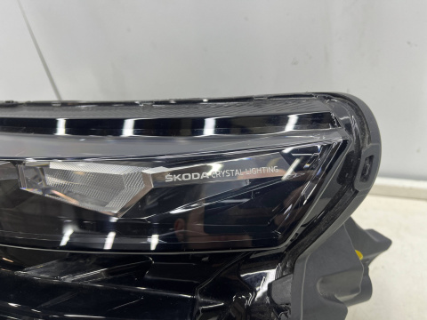 Lampa reflektor Skoda Kamiq 19-23r. LEWA przednia Full LED 658941015d CRYSTAL LIGHTING Lampa reflektor Skoda Kamiq 19-23r. LEWA przednia Full LED 658941015d CRYSTAL LIGHTING