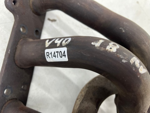 Kolektor wydechowy Volvo V40 1.8 v16 BENZYNA Kolektor wydechowy Volvo V40 1.8 v16 BENZYNA