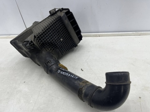 Obudowa filtra powietrza Renault MEGANE Megane SCENIC 2 II 1.5dci 8200176559 Obudowa filtra powietrza Renault MEGANE Megane SCENIC 2 II 1.5dci 8200176559