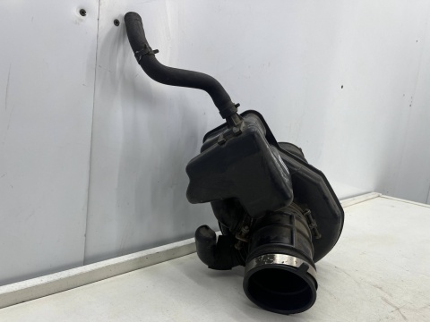 Rezonator Powietrza Nissan Murano 3.5 v6 Z50 Dolot 9Y504 Rezonator Powietrza Nissan Murano 3.5 v6 Z50 Dolot 9Y504