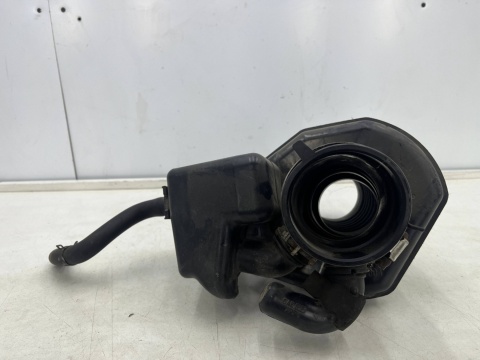 Rezonator Powietrza Nissan Murano 3.5 v6 Z50 Dolot 9Y504 Rezonator Powietrza Nissan Murano 3.5 v6 Z50 Dolot 9Y504