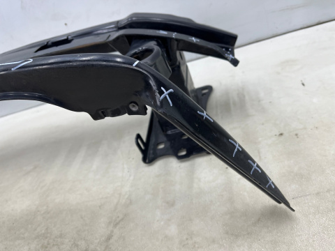 Belka zderzaka VW Touran 2 II 5ta 15r.- przednie wzmocnienie przód 5ta807611 Belka zderzaka VW Touran 2 II 5ta 15r.- przednie wzmocnienie przód 5ta807611