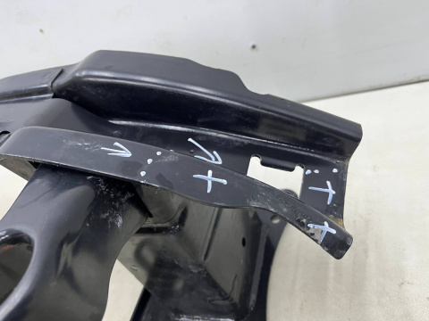 Belka zderzaka VW Touran 2 II 5ta 15r.- przednie wzmocnienie przód 5ta807611 Belka zderzaka VW Touran 2 II 5ta 15r.- przednie wzmocnienie przód 5ta807611
