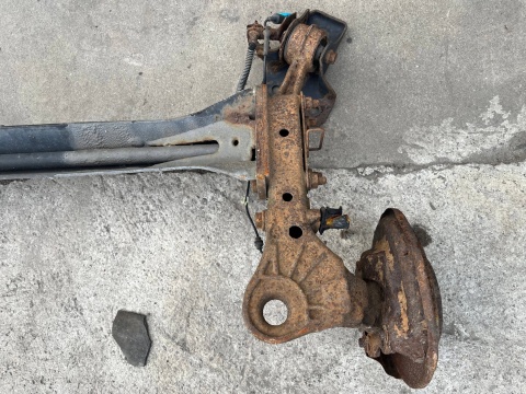 Belka zawieszenia Citroen C3 I 02-09r. oś tylna amortyzatory komplet Belka zawieszenia Citroen C3 I 02-09r. oś tylna amortyzatory komplet