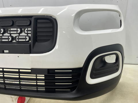 Zderzak przedni Citroen Berlingo IV 4 Multispace 18r.- przód 9816749477 Zderzak przedni Citroen Berlingo IV 4 Multispace 18r.- przód 9816749477