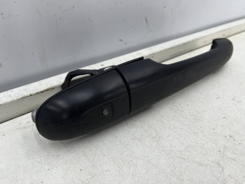 Klamka Mercedes Vito Viano w639 03-14r. lewa przednia zewnętrzna rączka uchwyt drzwi keyless BEZKLUCZYKOWA lewy przód Klamka Mercedes Vito Viano w639 03-14r. lewa przednia zewnętrzna rączka uchwyt drzwi keyless BEZKLUCZYKOWA lewy przód