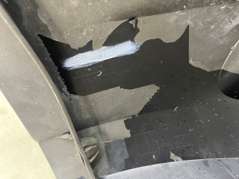 Zderzak przedni Audi A6 C7 11-14r. Przedlift przód 4XPDC spryski 4G0807437 Zderzak przedni Audi A6 C7 11-14r. Przedlift przód 4XPDC spryski 4G0807437