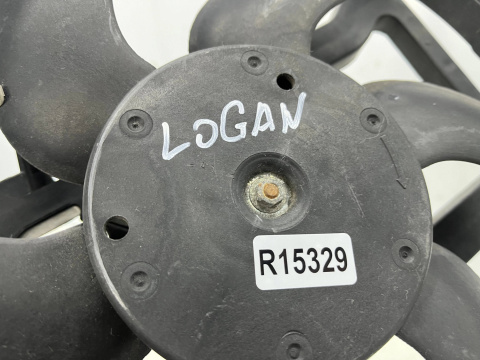 Wentylator chłodnicy Dacia Logan 1 I Mcv kombi VAN Sandero 05-14r. 1.5 dci 1.6 1.4 1.2 mpi wiatrak 214810826r Wentylator chłodnicy Dacia Logan 1 I Mcv kombi VAN Sandero 05-14r. 1.5 dci 1.6 1.4 1.2 mpi wiatrak 214810826r