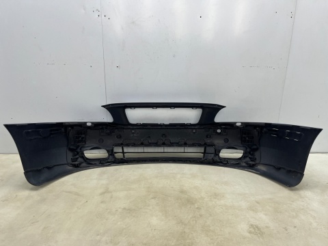 Zderzak przedni Volvo V70 II 2 00-05r. przód spryski 09484239 Zderzak przedni Volvo V70 II 2 00-05r. przód spryski 09484239