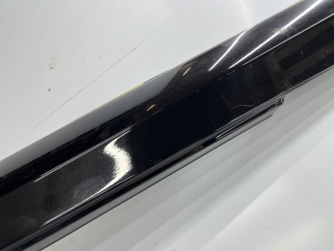 Nakładka progu Mercedes W211 Avantgarde 02-09r. LEWA listwa progowa ObsidianSchwarz a2116980354 Nakładka progu Mercedes W211 Avantgarde 02-09r. LEWA listwa progowa ObsidianSchwarz a2116980354