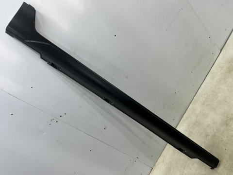 Nakładka progu Honda Jazz V 5 Crosstar GR GS 20r.- prawa listwa progowa zewnętrzna próg 71800-tza-j5 Nakładka progu Honda Jazz V 5 Crosstar GR GS 20r.- prawa listwa progowa zewnętrzna próg 71800-tza-j5