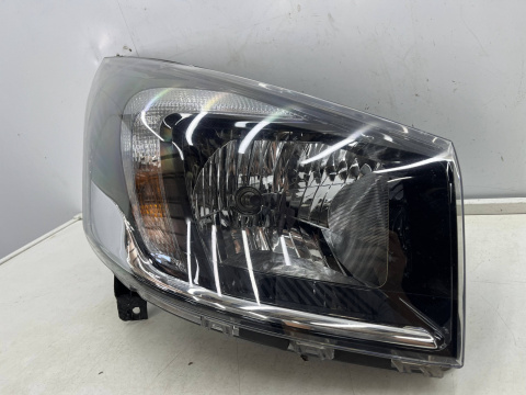 Lampa reflektor Opel Vivaro B 14-19r. PRAWA przednia zwykła H4 Europa oryginal PRAWY przód 93461905