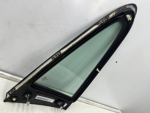 Szyba boczna Porsche 911 VII 991 Coupe 11-19r. trójkąt listwa karoseryjna lewa tylna lewy tył oryginalna 991543111 Szyba boczna Porsche 911 VII 991 Coupe 11-19r. trójkąt listwa karoseryjna lewa tylna lewy tył oryginalna 991543111