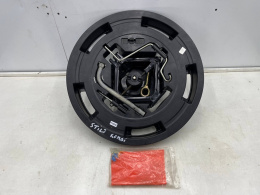 Wkład koła zapasowego Fiat Stilo 01-07r. winda klucz ucho hak zestaw narzędzi bagażnika 76796529