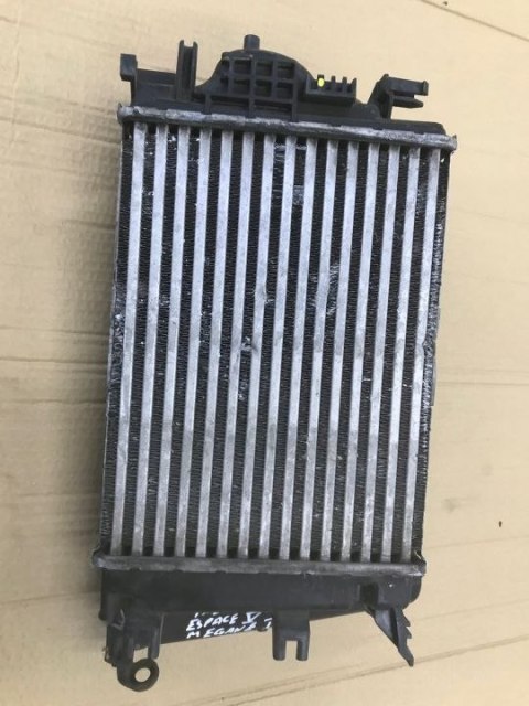 Chłodnica intercoolera Renault Scenic 4 IV Espace 5 V Megane 4 IV 16-22r. 1.6 dCi TCe Intercooler powietrza doładowującego 14496 Chłodnica intercoolera Renault Scenic 4 IV Espace 5 V Megane 4 IV 16-22r. 1.6 dCi TCe Intercooler powietrza doładowującego 14496