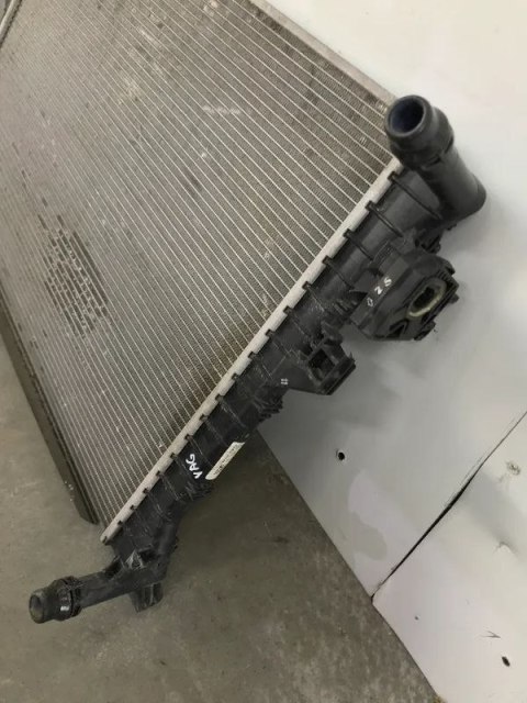 Chłodnica wody VW Golf Touran T-ROC Tiguan Audi a3 Q2 Q3 Octavia Karoq Kodiaq szczelna ORYGINALNA 5q0121251ej