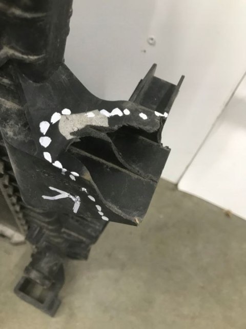 Chłodnica wody Vw Transporter T5 Multivan 03-15r. 1.9 tdi 2.0 tdi ORYGINALNA SZCZELNA 7H0121253F