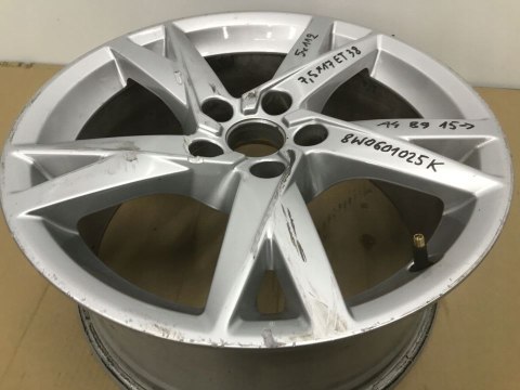 Felga Audi A4 B9 A5 8W F5 15-24r. 7,5jx17 ET38 5x112 pojedyncza sztuka ALUMINIOWA 17 cali 8W0601025K Felga Audi A4 B9 A5 8W F5 15-24r. 7,5jx17 ET38 5x112 pojedyncza sztuka ALUMINIOWA 17 cali 8W0601025K