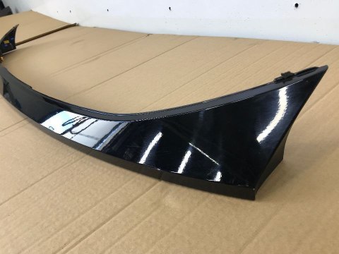 Listwa Hyundai Tucson 4 IV 20r.- blenda nakładka klapy bagażnika nad światłem 87311-N7000 Listwa Hyundai Tucson 4 IV 20r.- blenda nakładka klapy bagażnika nad światłem 87311-N7000