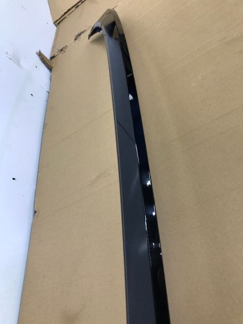 Listwa Hyundai Tucson 4 IV 20r.- blenda nakładka klapy bagażnika nad światłem 87311-N7000 Listwa Hyundai Tucson 4 IV 20r.- blenda nakładka klapy bagażnika nad światłem 87311-N7000