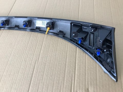 Listwa Hyundai Tucson 4 IV 20r.- blenda nakładka klapy bagażnika nad światłem 87311-N7000 Listwa Hyundai Tucson 4 IV 20r.- blenda nakładka klapy bagażnika nad światłem 87311-N7000