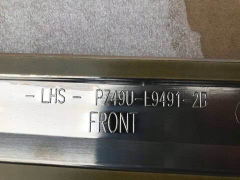 Listwa Toyota Auris 2 II E180 12-18r. NOWA lewa przednia nakładka drzwi dolna listwa chrom LEWY przód pz49u-e9491-2b Listwa Toyota Auris 2 II E180 12-18r. NOWA lewa przednia nakładka drzwi dolna listwa chrom LEWY przód pz49u-e9491-2b