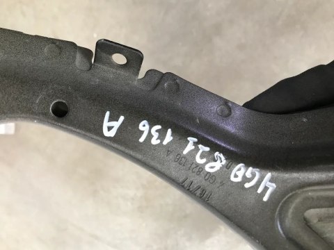 Mocowanie błotnika Audi A6 C7 4g 10-18r. prawe przednie wspornik podpora prawy przód 4G0821136A Mocowanie błotnika Audi A6 C7 4g 10-18r. prawe przednie wspornik podpora prawy przód 4G0821136A