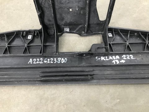 Pas przedni Mercedes w222 s-klasa 13-20r. górne wzmocnienie pasa osłona a2226223800 Pas przedni Mercedes w222 s-klasa 13-20r. górne wzmocnienie pasa osłona a2226223800