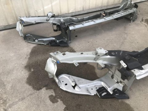 Pas przedni Volvo V50 S40 II 04-12r. wzmocnienie ramka okular reflektora oryginalne Pas przedni Volvo V50 S40 II 04-12r. wzmocnienie ramka okular reflektora oryginalne