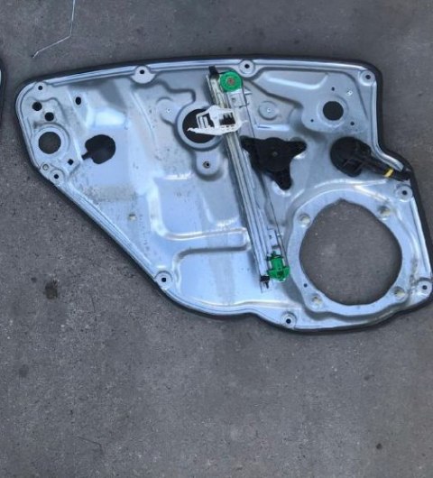 Podnośnik szyb Fiat Stilo 5Drzwi HB KOMBI 01-07r. prawy tylny silniczek prawy tył Podnośnik szyb Fiat Stilo 5Drzwi HB KOMBI 01-07r. prawy tylny silniczek prawy tył