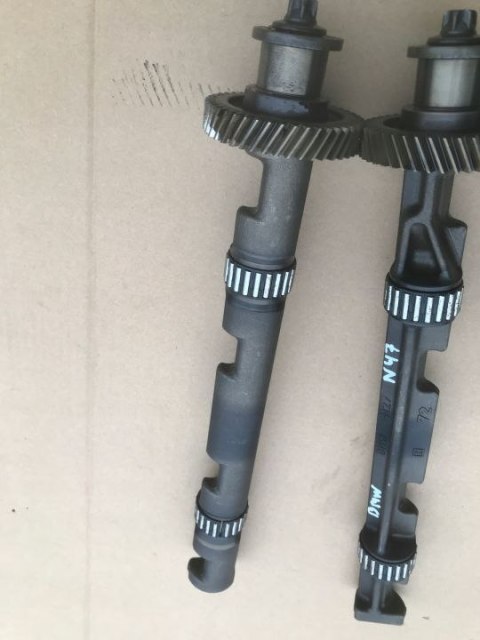 Wałek balansujący BMW E60 E81 E83 E84 E90 E91 E92 F07 F10 F20 F25 F30 2.0d N47 diesel Walki balansowe wyrównoważające 8509300 85 Wałek balansujący BMW E60 E81 E83 E84 E90 E91 E92 F07 F10 F20 F25 F30 2.0d N47 diesel Walki balansowe wyrównoważające 8509300 85