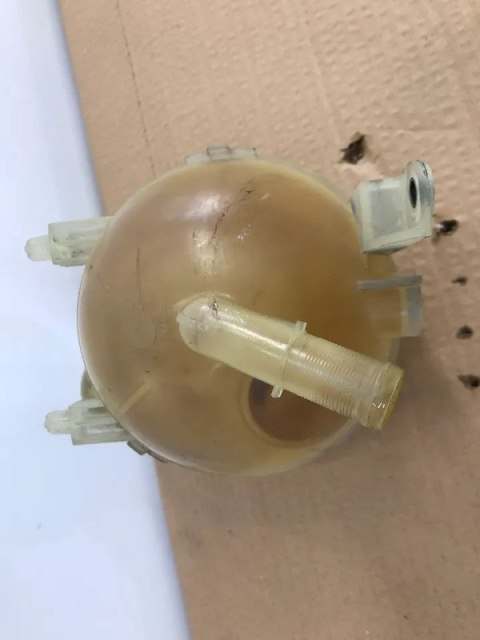 Zbiorniczek wyrównawczy Citroen C4 I 04-10r. płynu chłodzącego oryginalny Zbiorniczek wyrównawczy Citroen C4 I 04-10r. płynu chłodzącego oryginalny