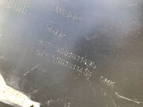 Listwa Iveco Daily 4 IV dolna boczna lewa nakładka karoserii dolna środkowa 2014r.-&gt; 5801811475 5801811454
