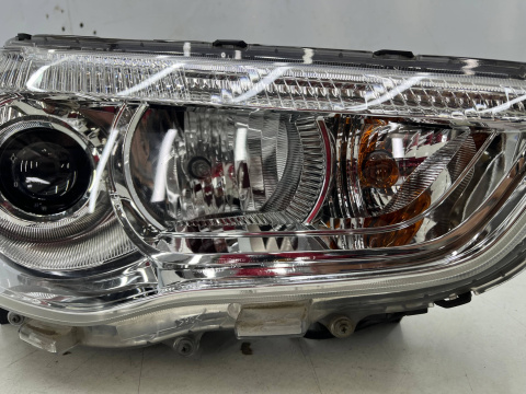 Lampa reflektor Mitsubishi ASX I Outlander Sport 10-19r. prawa przednia SOCZEWKA H11 HB3 Europa oryginalna prawy przód Lampa reflektor Mitsubishi ASX I Outlander Sport 10-19r. prawa przednia SOCZEWKA H11 HB3 Europa oryginalna prawy przód