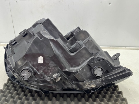 Lampa reflektor VW Transporter T6 Multivan Caravelle 15-19r. przedLIFT LEWA przednia zwykła H4 lewy przód 7e1941015l Lampa reflektor VW Transporter T6 Multivan Caravelle 15-19r. przedLIFT LEWA przednia zwykła H4 lewy przód 7e1941015l