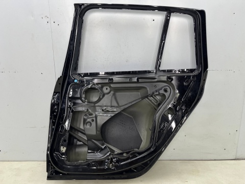 Drzwi BMW 2 F46 Gran Tourer 14-22r. prawe tylne prawy tył Drzwi BMW 2 F46 Gran Tourer 14-22r. prawe tylne prawy tył